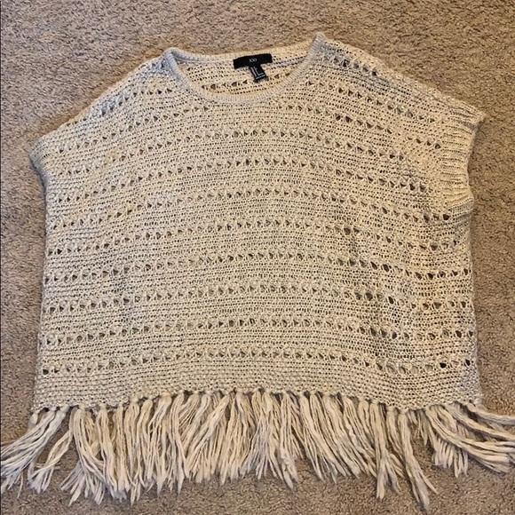 Forever 21 Sweaters - Forever 21 Poncho